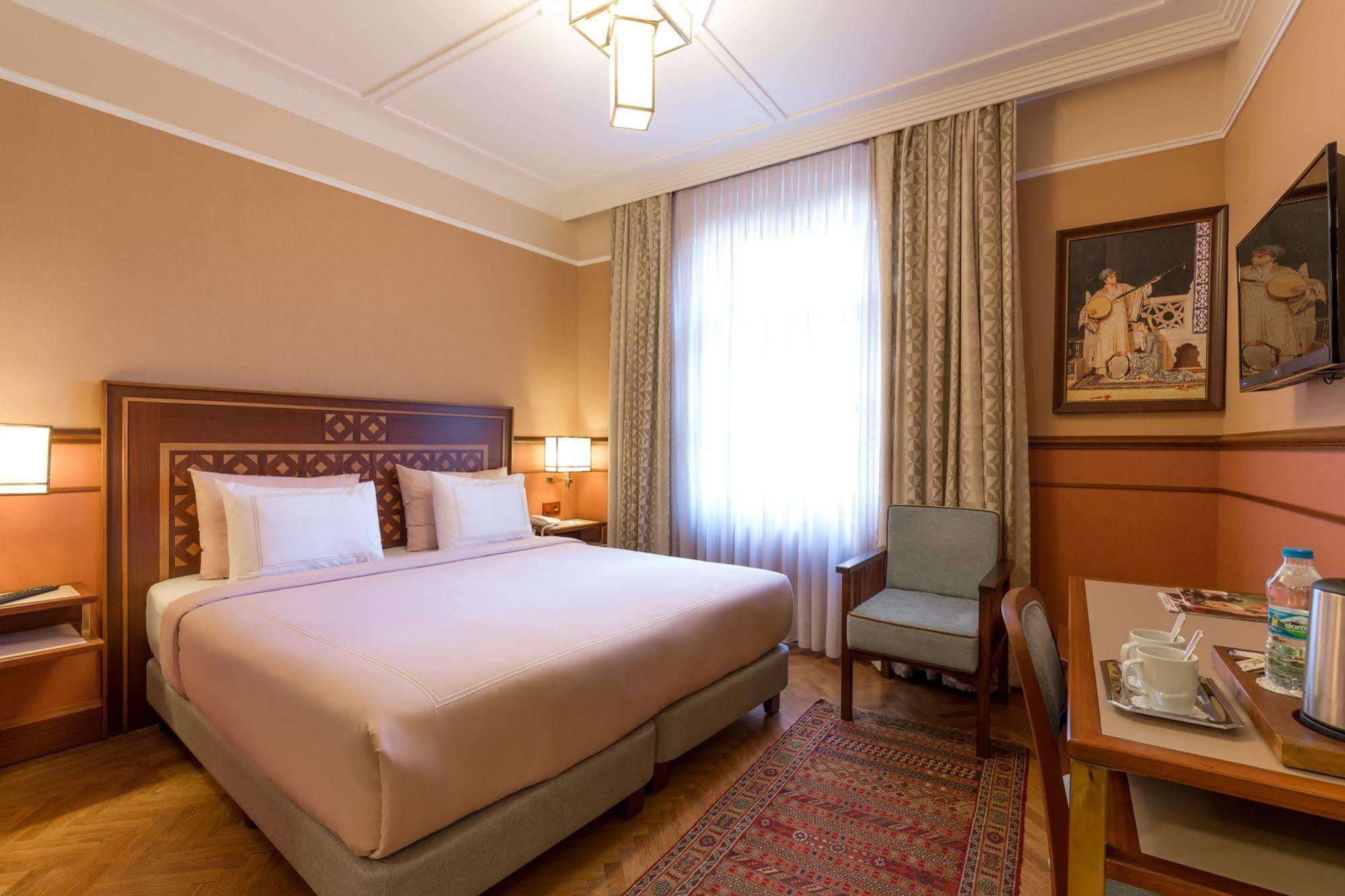 Lalahan Hotel Istanbul Exterior photo